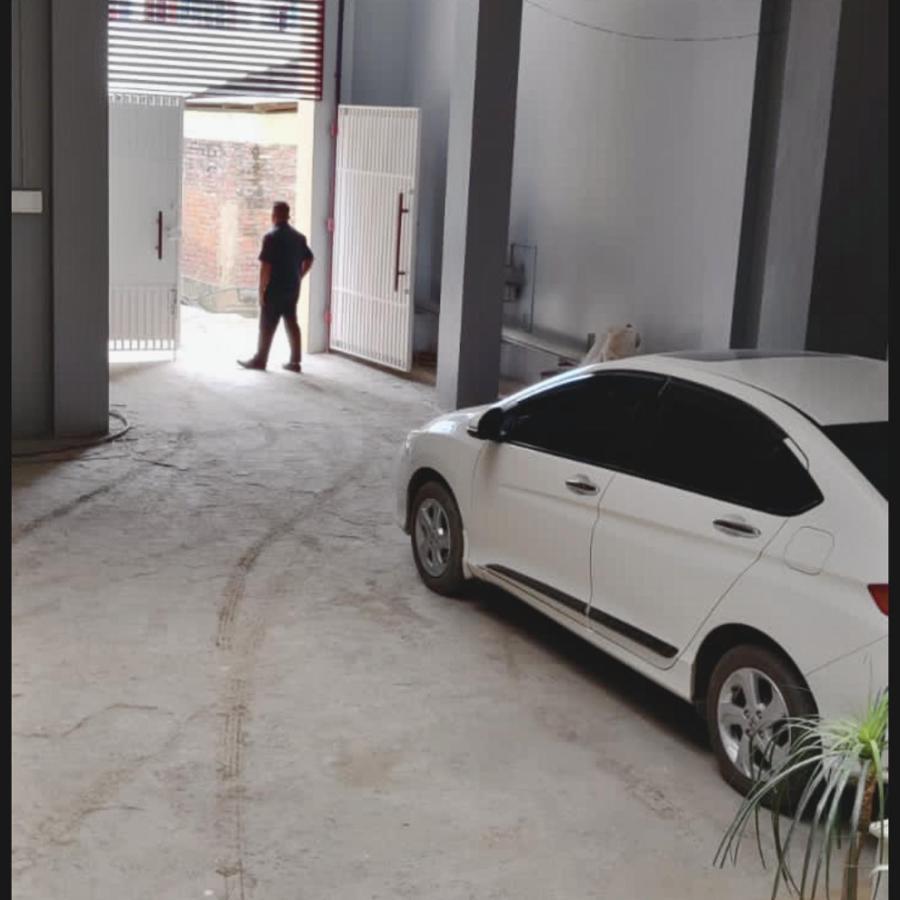 Iranyai Homestay Imphal Exteriör bild